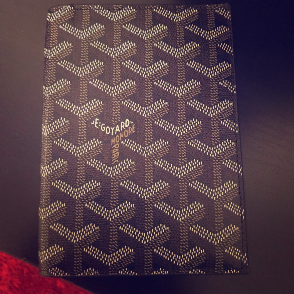Goyard card holder